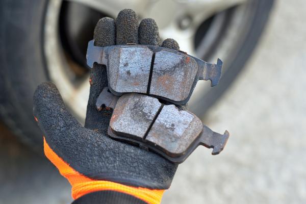 Land Rover Brake Pad Replacement