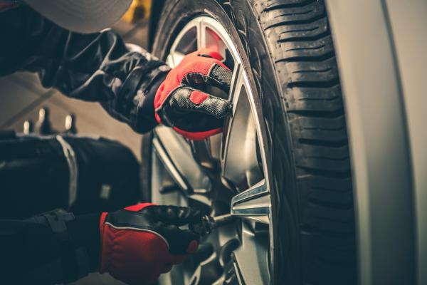 Land Rover Tire Rotation Schedule